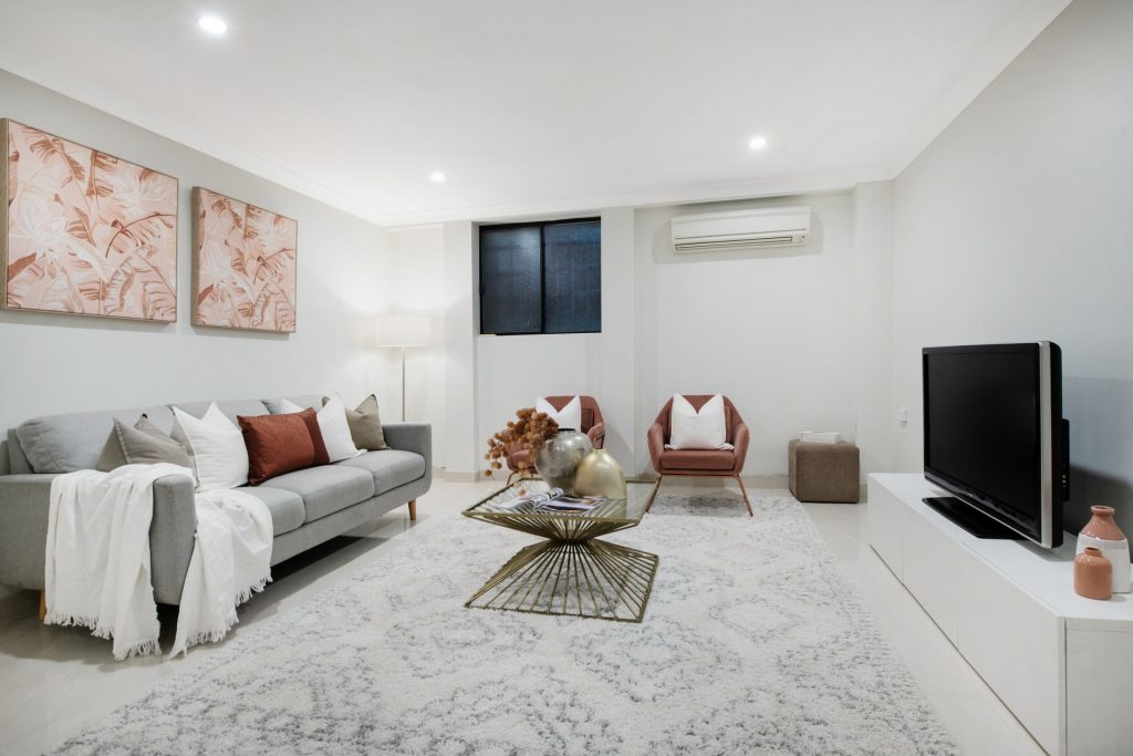 19 Panaview Crescent, North Rocks NSW 2151 - photo 4