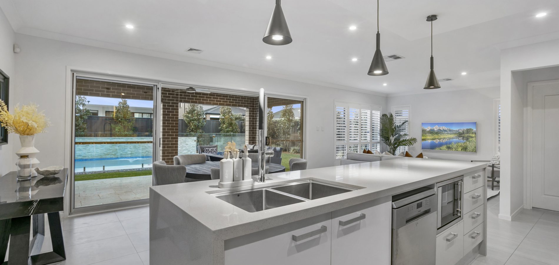 4 Wallingat Road, North Kellyville NSW 2155 - photo 4