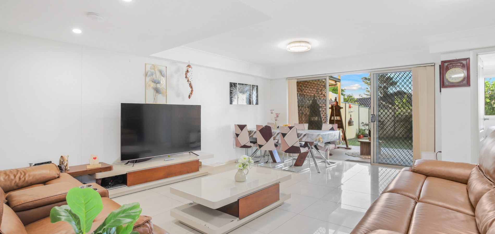 1/65 Gilba Road, Girraween NSW 2145 - photo 2