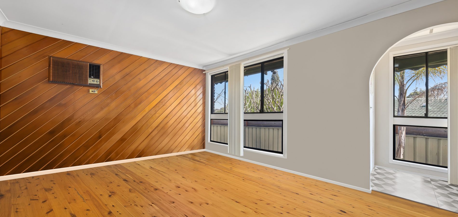 17 Hull Place, Seven Hills NSW 2147 - photo 3
