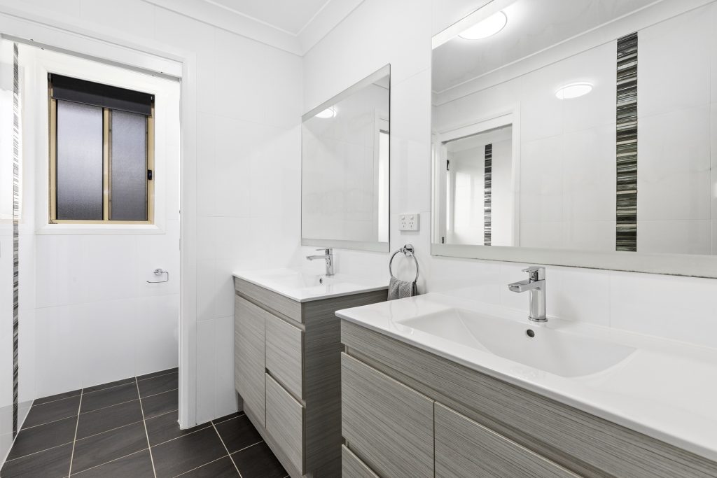 27 Mansion Court, Quakers Hill NSW 2763 - photo 11