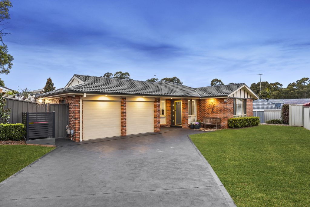27 Mansion Court, Quakers Hill NSW 2763 - McGrath West Group