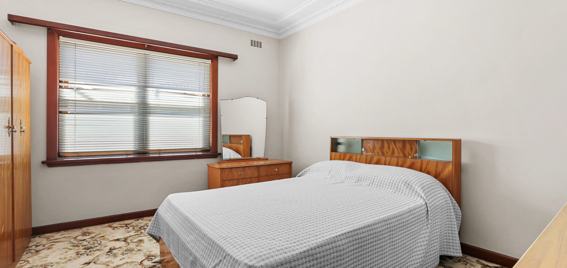 142 Windsor Road, Northmead NSW 2152 - photo 8