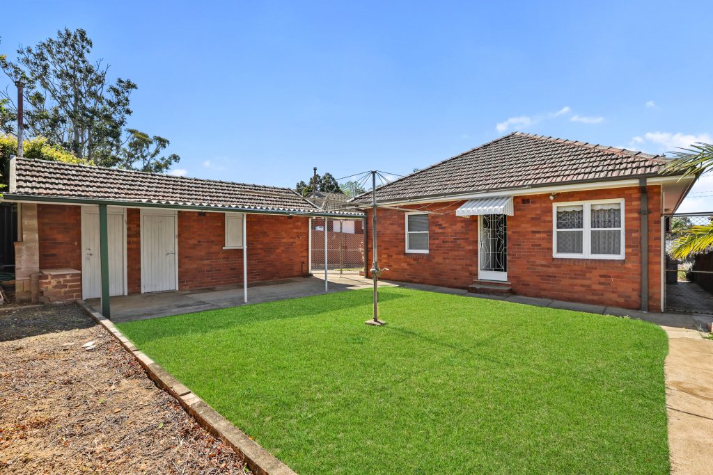 142 Windsor Road, Northmead NSW 2152 - photo 9