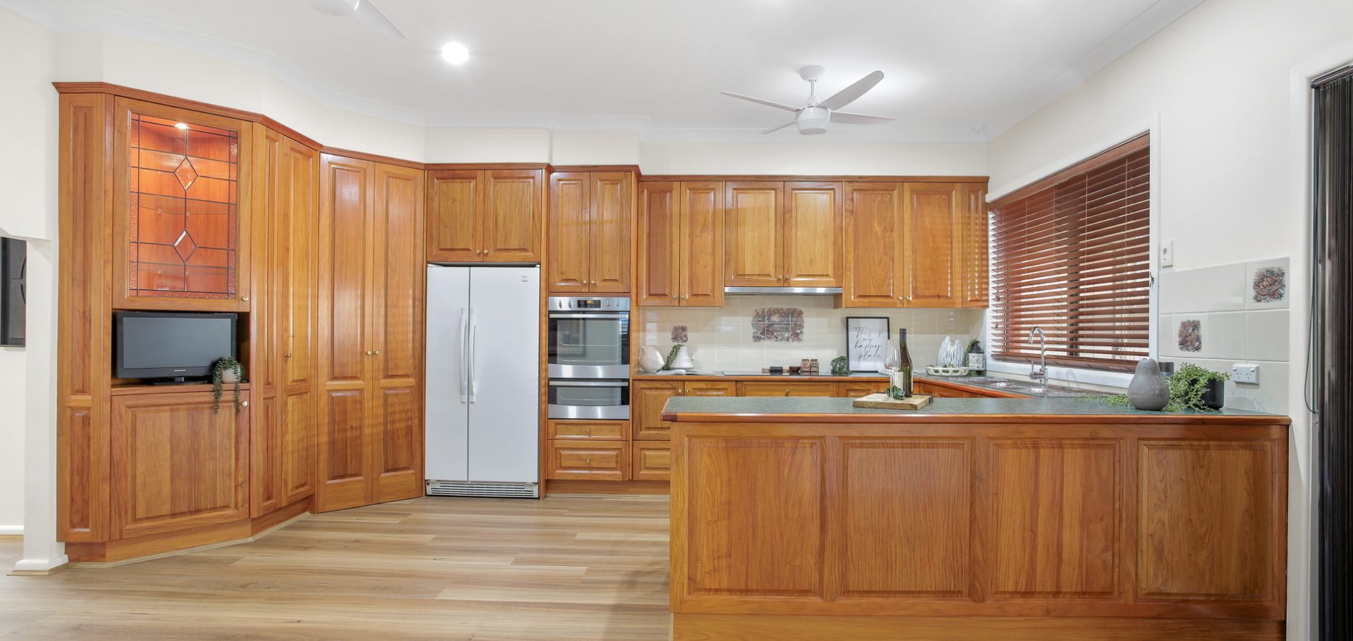 175 Girraween Road, Girraween NSW 2145 - photo 4