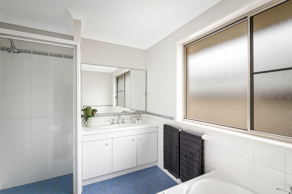 5 Glen Abbey Street, Rouse Hill NSW 2155 - photo 7