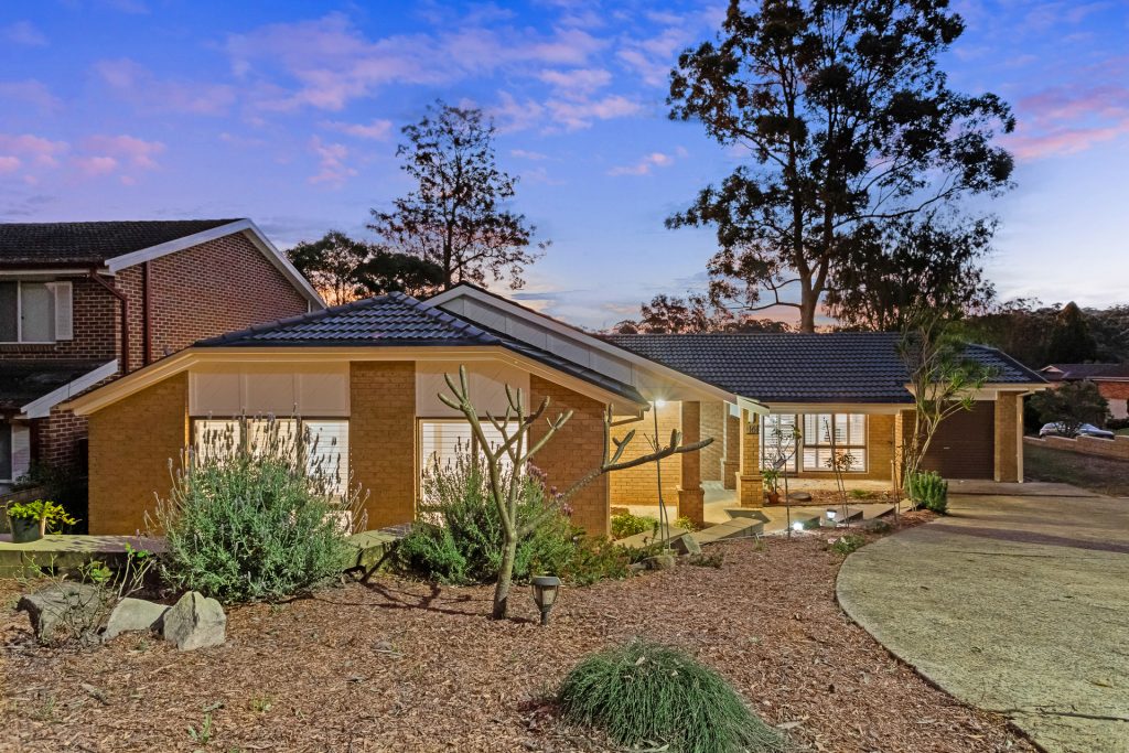 16 Brookpine Place, West Pennant Hills NSW 2125 - photo 2