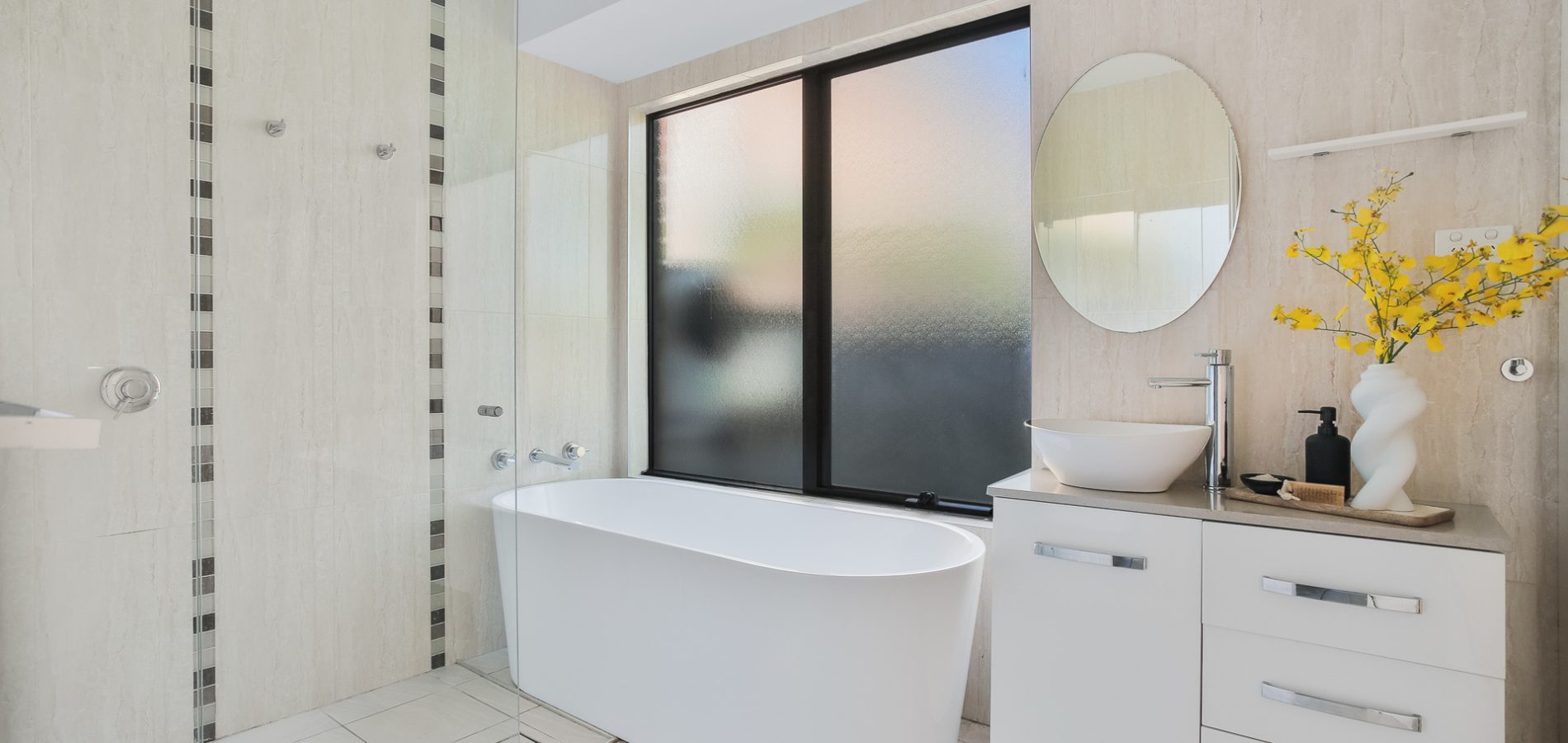 16 Brookpine Place, West Pennant Hills NSW 2125 - photo 12