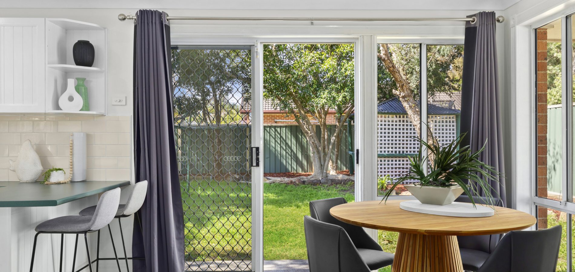 21 Woodley Crescent, Glendenning NSW 2761 - photo 3