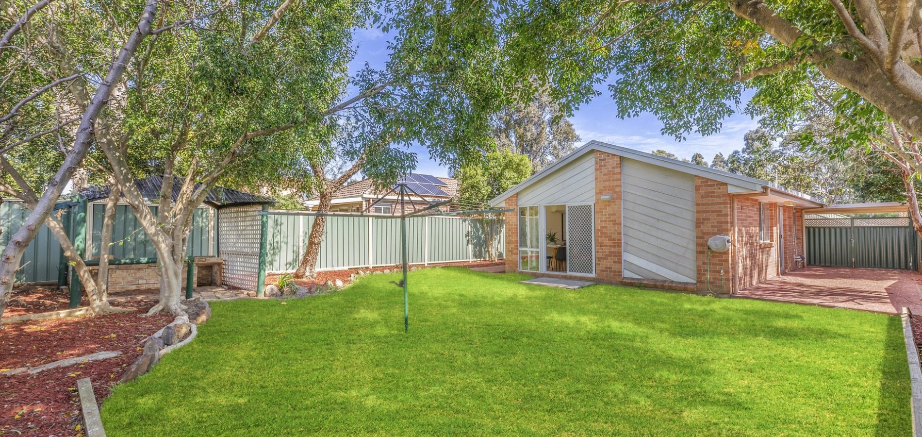 21 Woodley Crescent, Glendenning NSW 2761 - photo 4