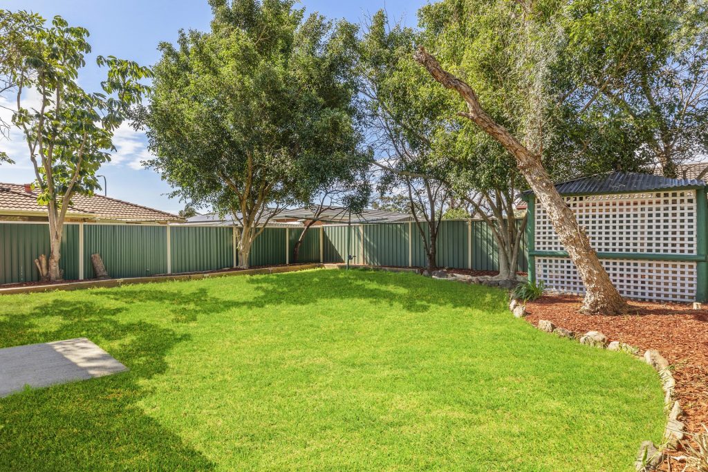 21 Woodley Crescent, Glendenning NSW 2761 - photo 5