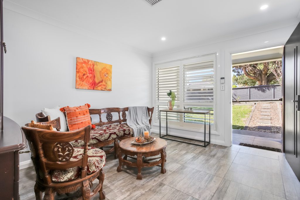 8A Tungarra Road, Girraween NSW 2145 - photo 6