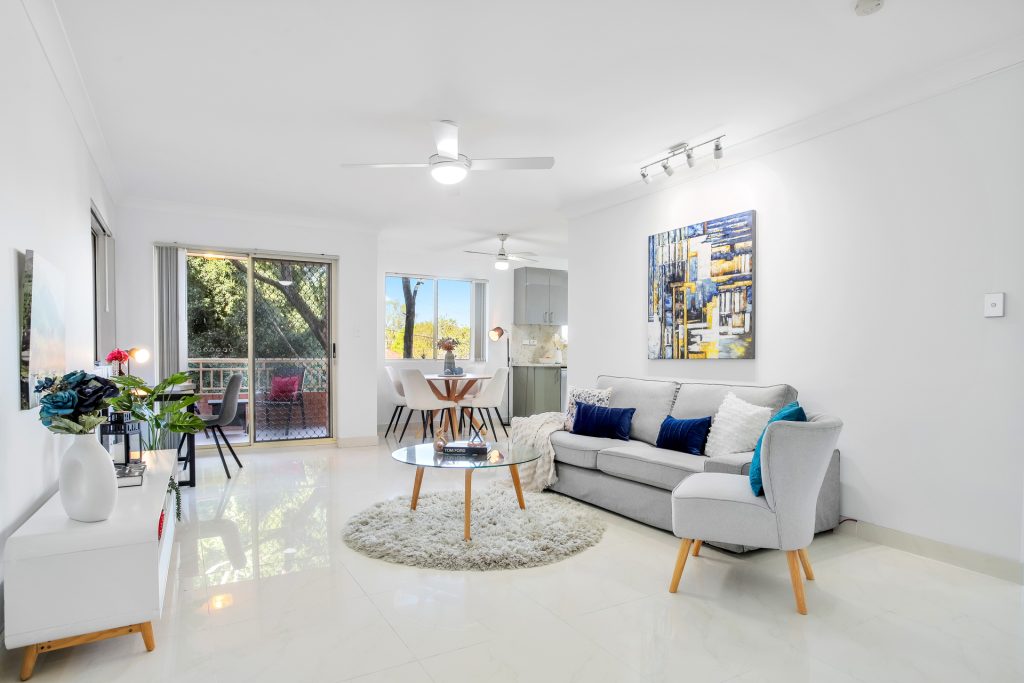 1/90 Arthur Street, Rosehill NSW 2142 - photo 2