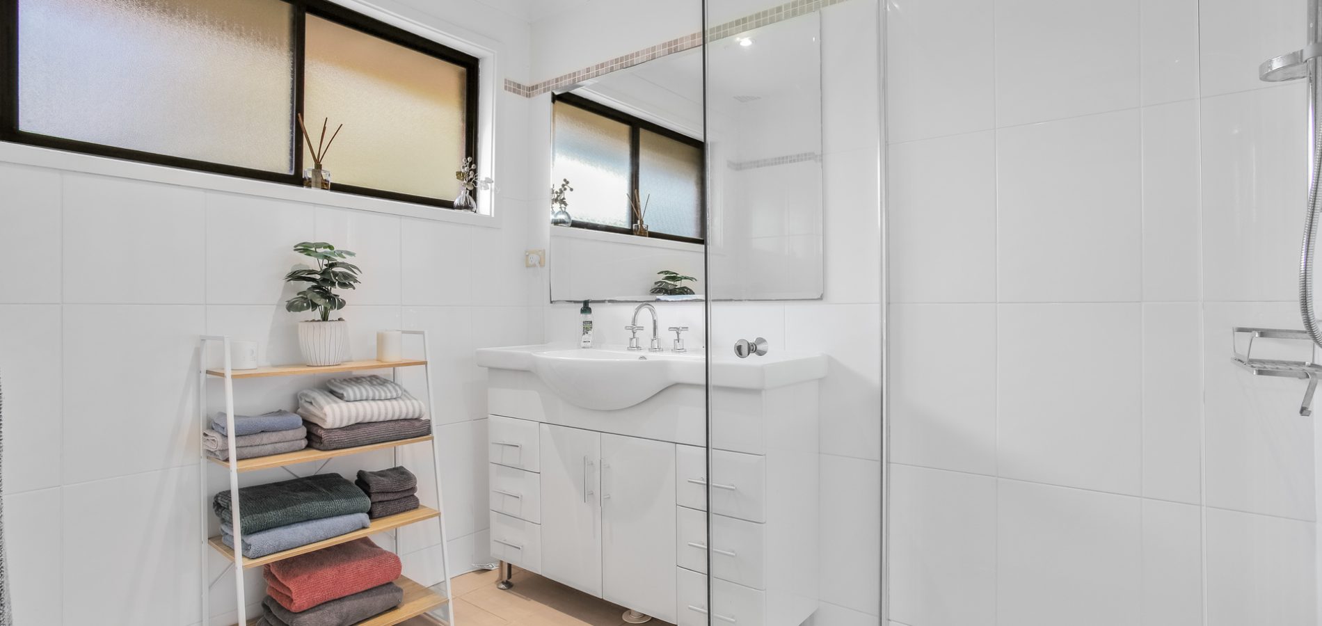 24 Briscoe Crescent, Kings Langley NSW 2147 - photo 12