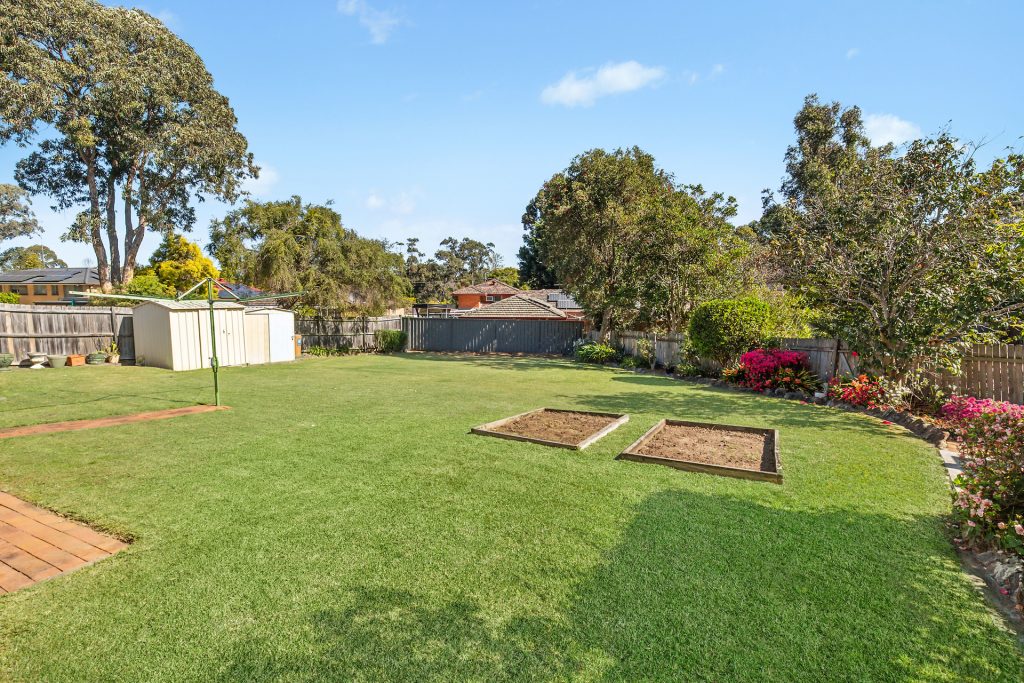 68 Oleander Avenue, Baulkham Hills NSW 2153 - photo 12