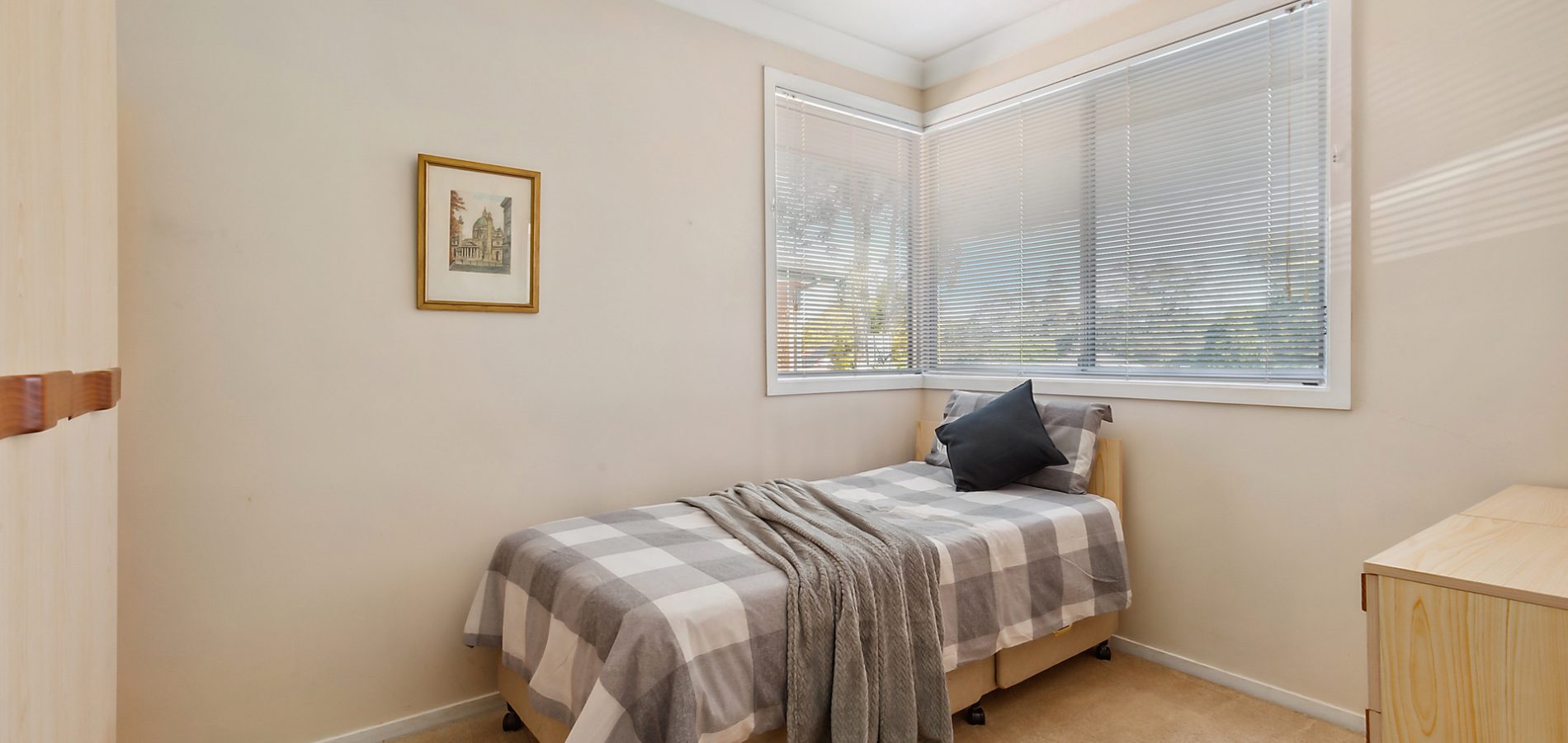 68 Oleander Avenue, Baulkham Hills NSW 2153 - photo 8