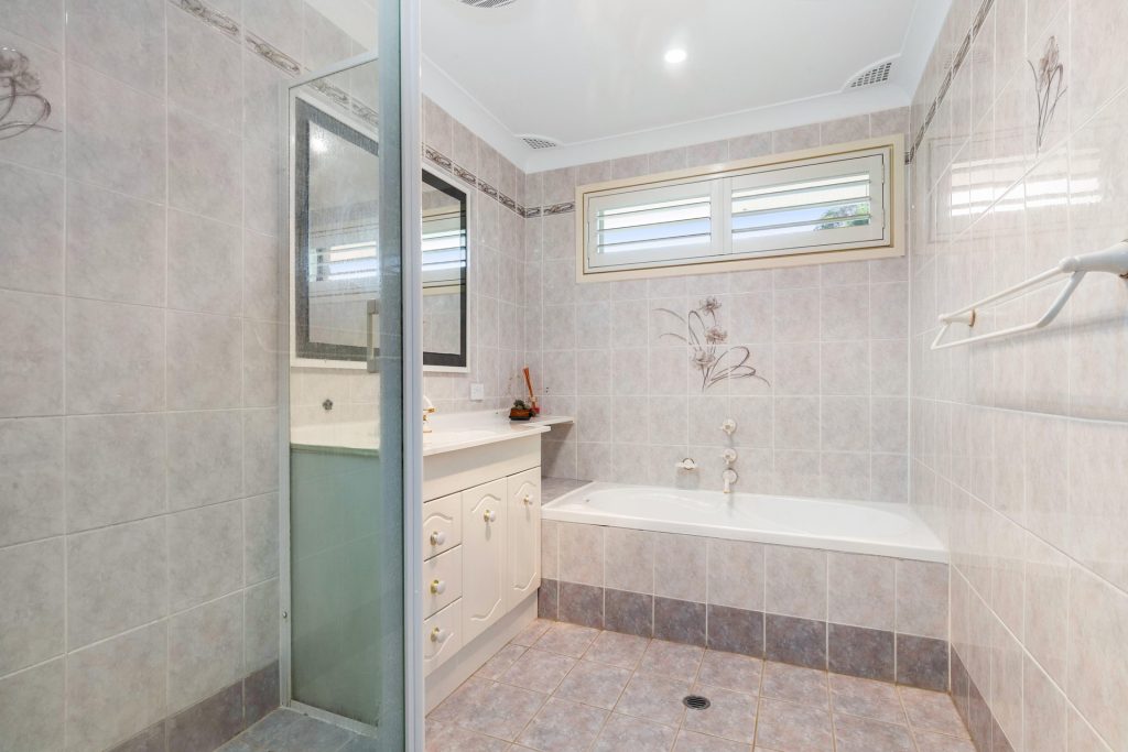 31 Turner Avenue, Baulkham Hills NSW 2153 - photo 9