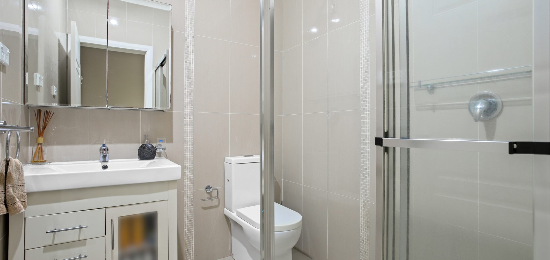 3/28 Carinya Road, Girraween NSW 2145 - photo 7
