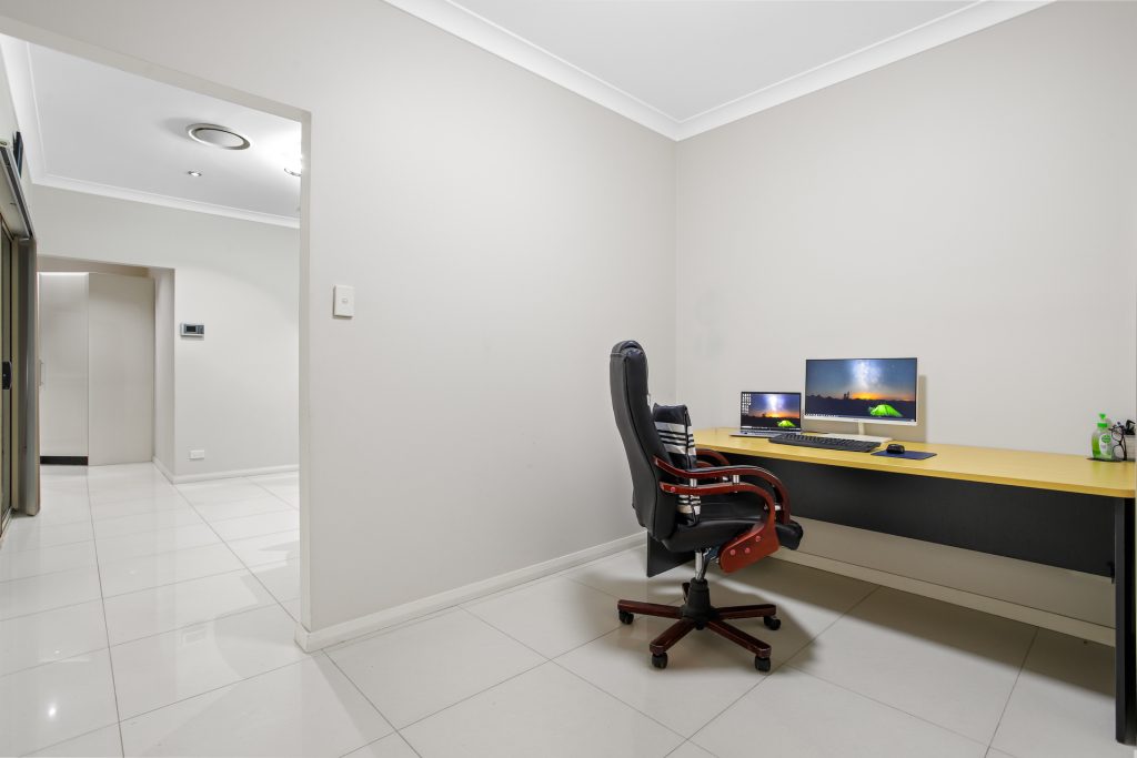 3/28 Carinya Road, Girraween NSW 2145 - photo 10