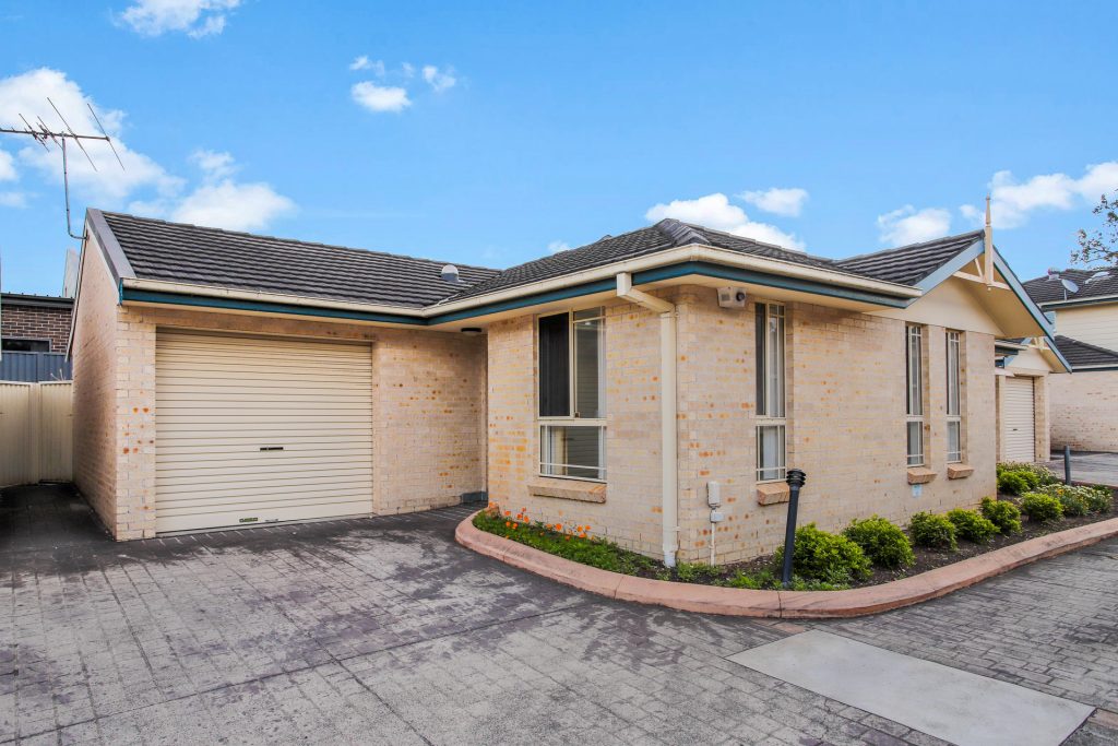 10/31-33 Tungarra Road, Girraween NSW 2145 - McGrath West Group