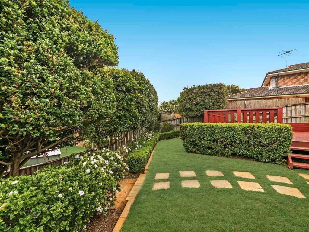 2/32A Taylor Street, West Pennant Hills NSW 2125 - photo 2