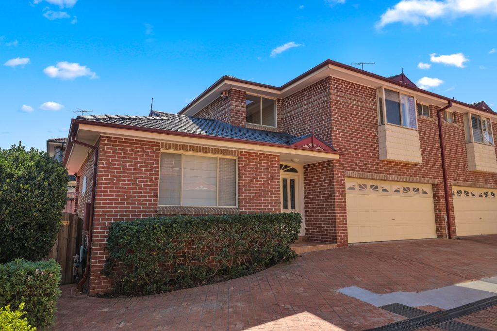 2/32A Taylor Street, West Pennant Hills NSW 2125 - photo 12
