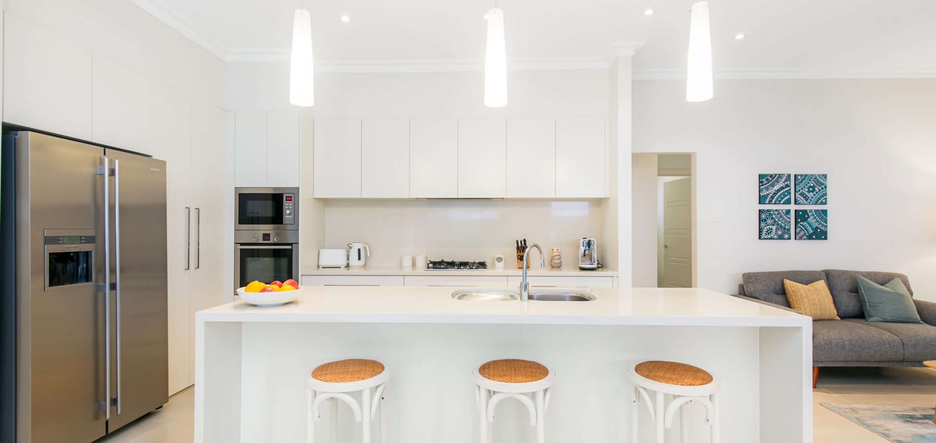 3 Chessington Terrace, Beaumont Hills NSW 2155 - photo 2