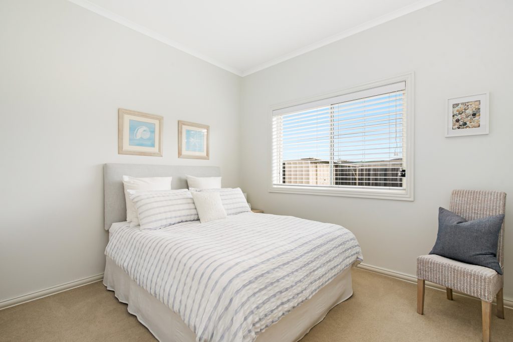 3 Chessington Terrace, Beaumont Hills NSW 2155 - photo 12