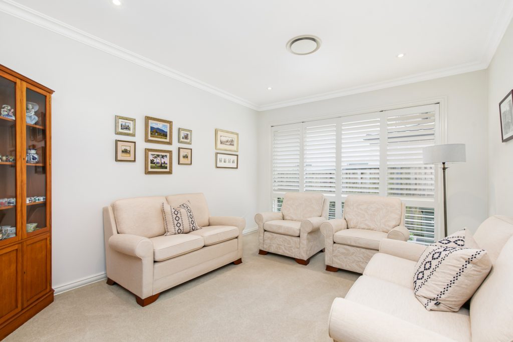3 Chessington Terrace, Beaumont Hills NSW 2155 - photo 4