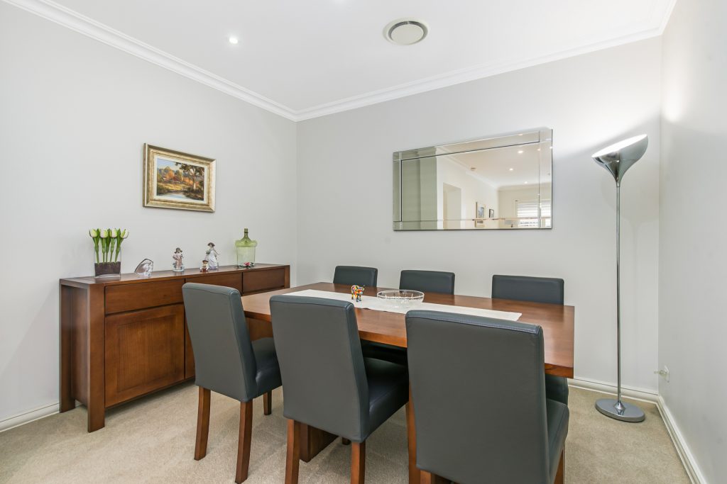 3 Chessington Terrace, Beaumont Hills NSW 2155 - photo 7