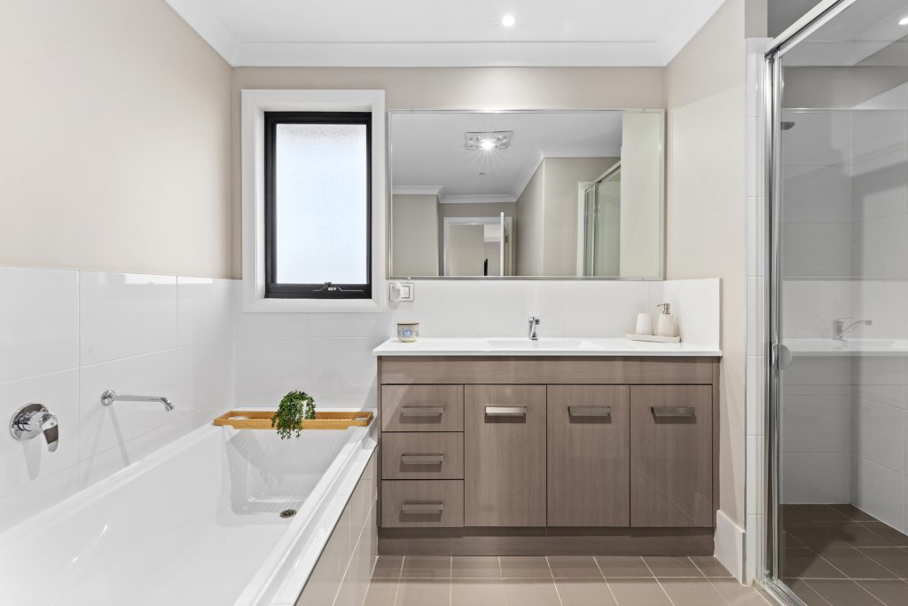 27 Brookwater Circuit, Colebee NSW 2761 - photo 12