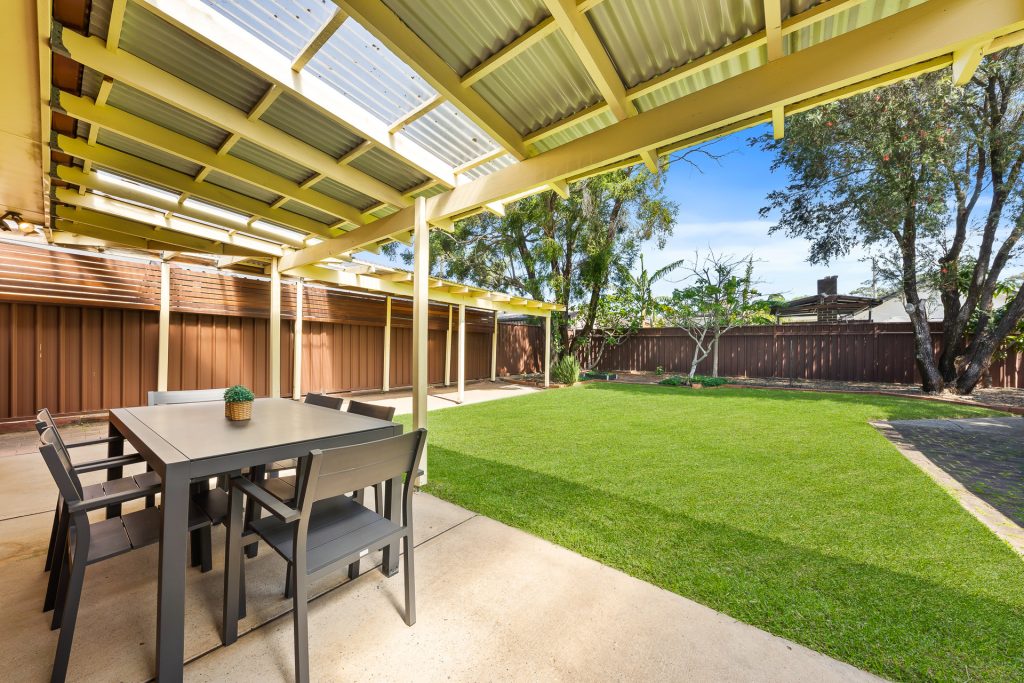 35 Myuna Crescent, Seven Hills NSW 2147 - photo 6