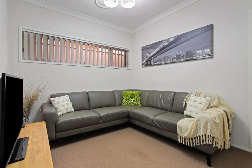 114 Ellam Drive, Seven Hills NSW 2147 - photo 6