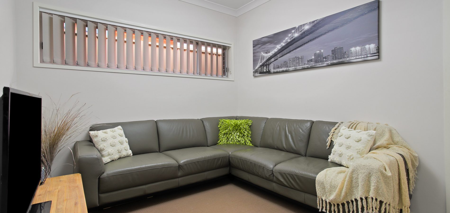 114 Ellam Drive, Seven Hills NSW 2147 - photo 6