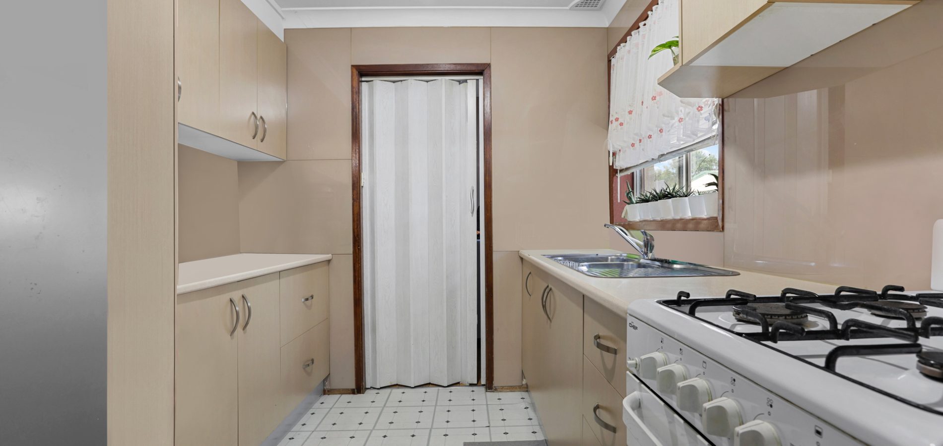 10 Maurice Street, St Clair NSW 2759 - photo 3