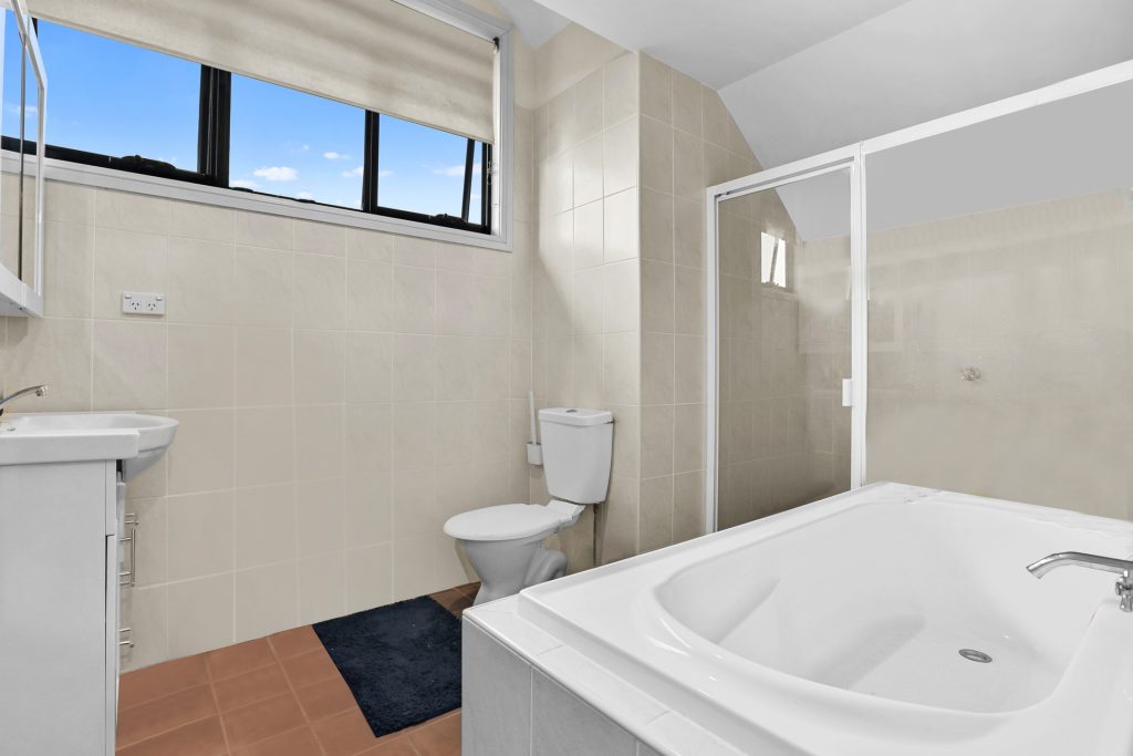 23 Denzil Avenue, St Clair NSW 2759 - photo 10