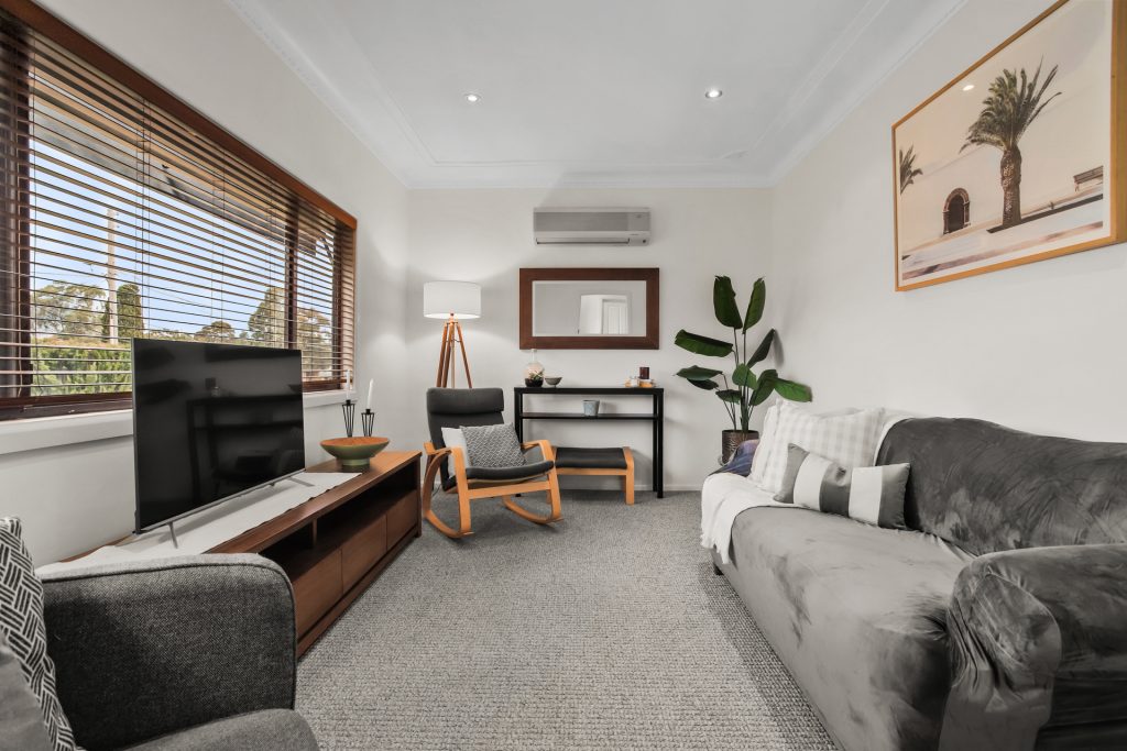 4 Sparkle Avenue, Blacktown NSW 2148 - photo 2