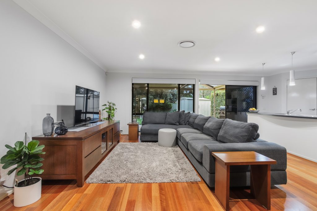 4 Mountfort Street, Lalor Park NSW 2147 - photo 3