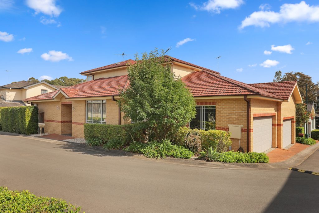 4 Jacqui Circuit, Norwest NSW 2153 - McGrath West Group