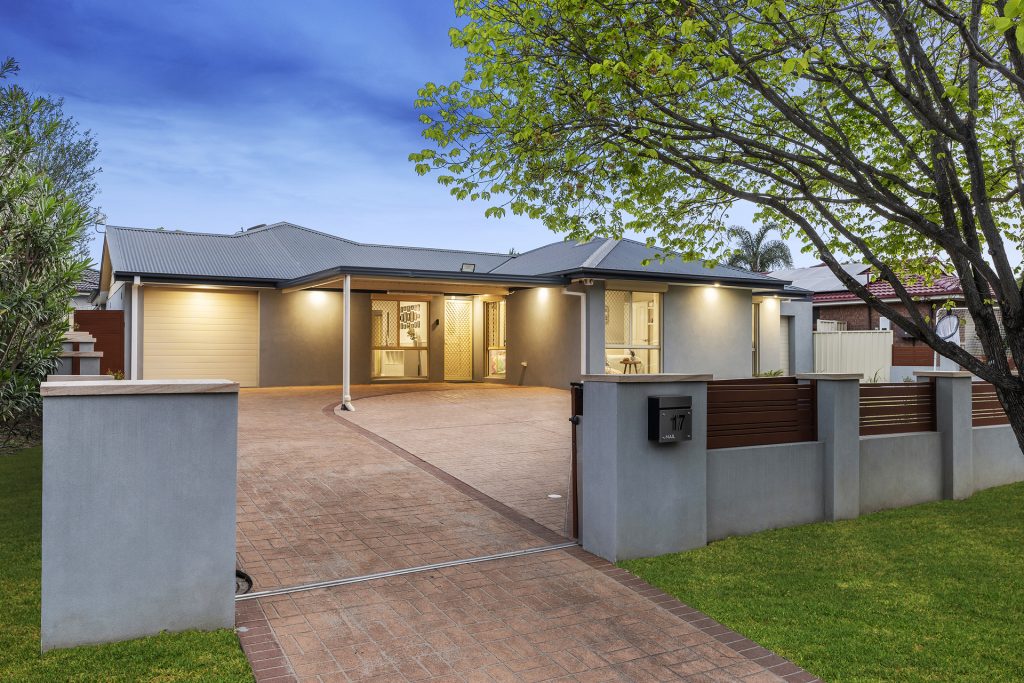 17 Sirius Road, Bligh Park NSW 2756 - photo 2