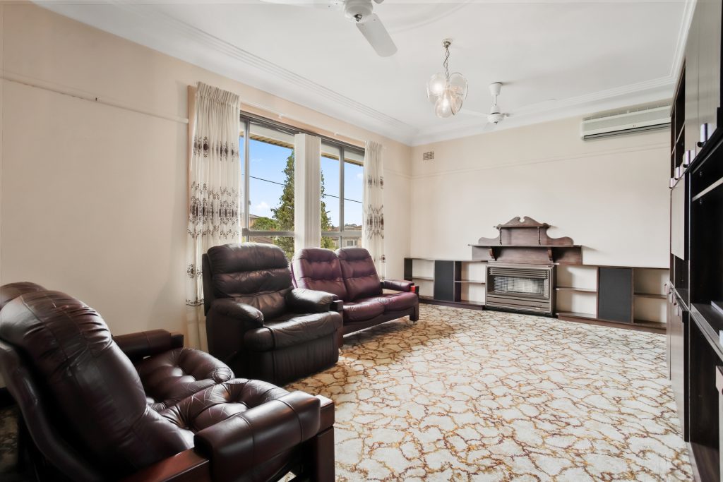 31 Maud Street, Blacktown NSW 2148 - photo 2