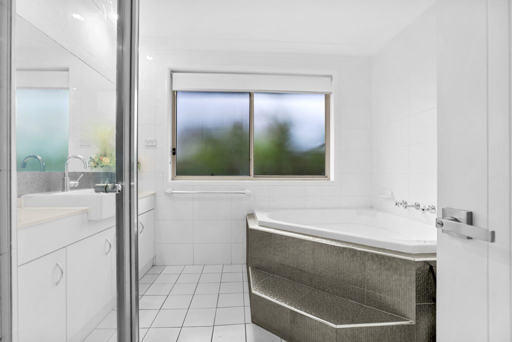 47 Damien Drive, Parklea NSW 2768 - photo 25