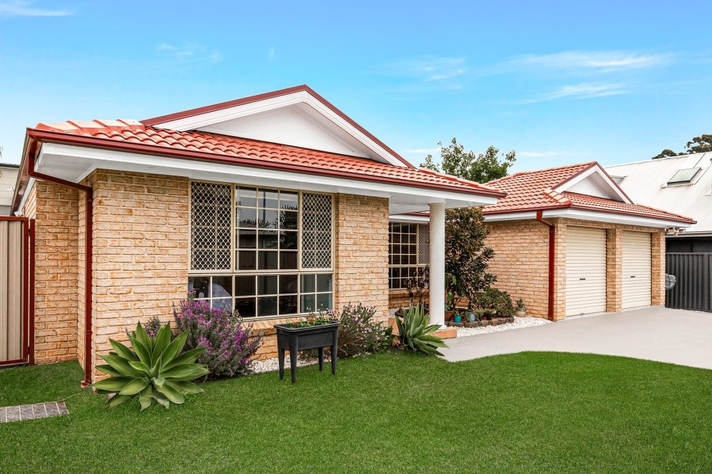 16A Carinya Road, Girraween NSW 2145 - photo 3