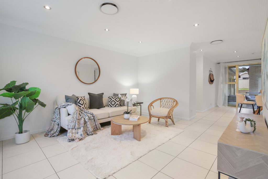 43 Pendant Avenue, Blacktown NSW 2148 - photo 2