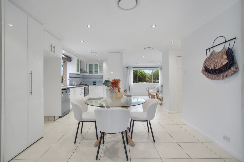 43 Pendant Avenue, Blacktown NSW 2148 - photo 5