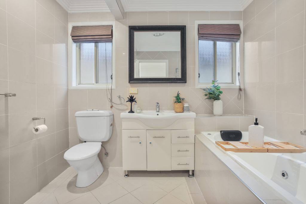 43 Pendant Avenue, Blacktown NSW 2148 - photo 8