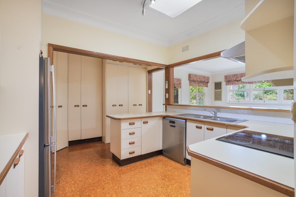 87 New Farm Road, West Pennant Hills NSW 2125 - photo 3