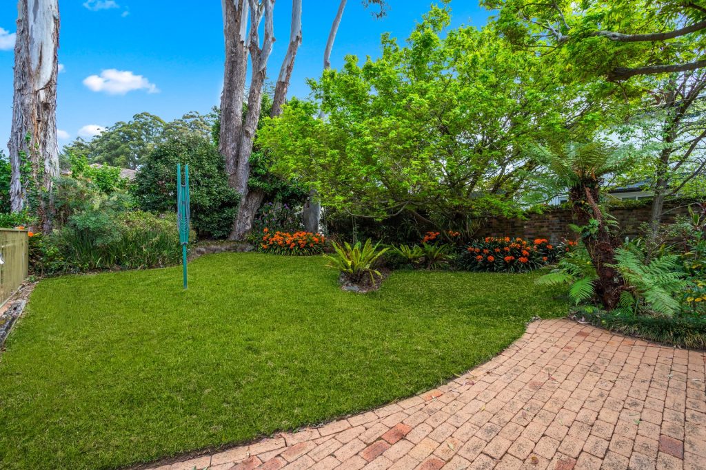 87 New Farm Road, West Pennant Hills NSW 2125 - photo 7