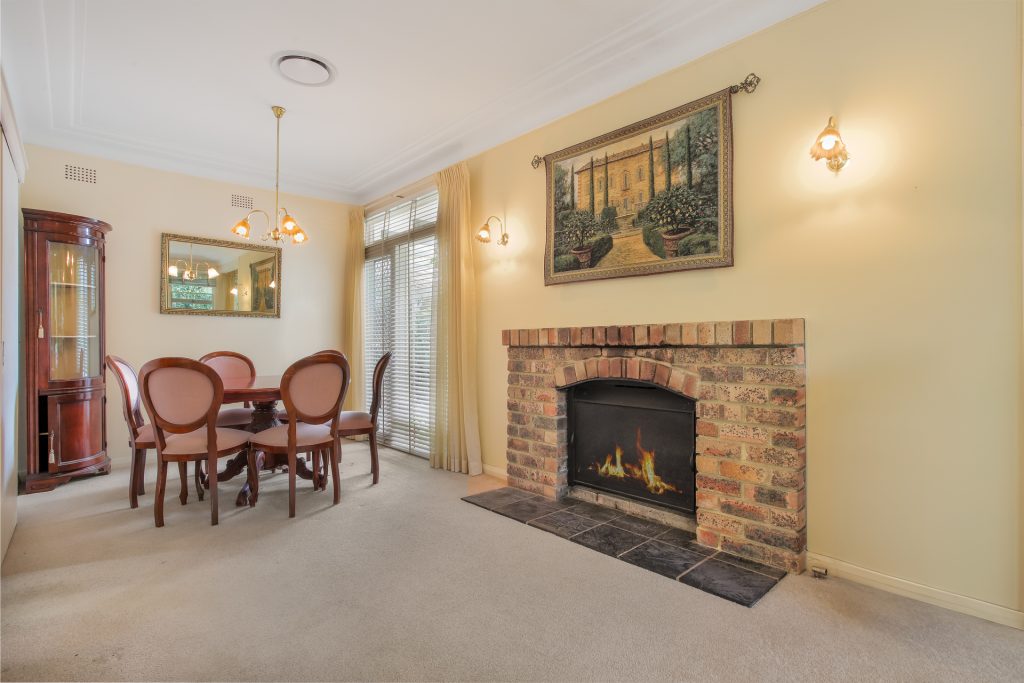 87 New Farm Road, West Pennant Hills NSW 2125 - photo 9