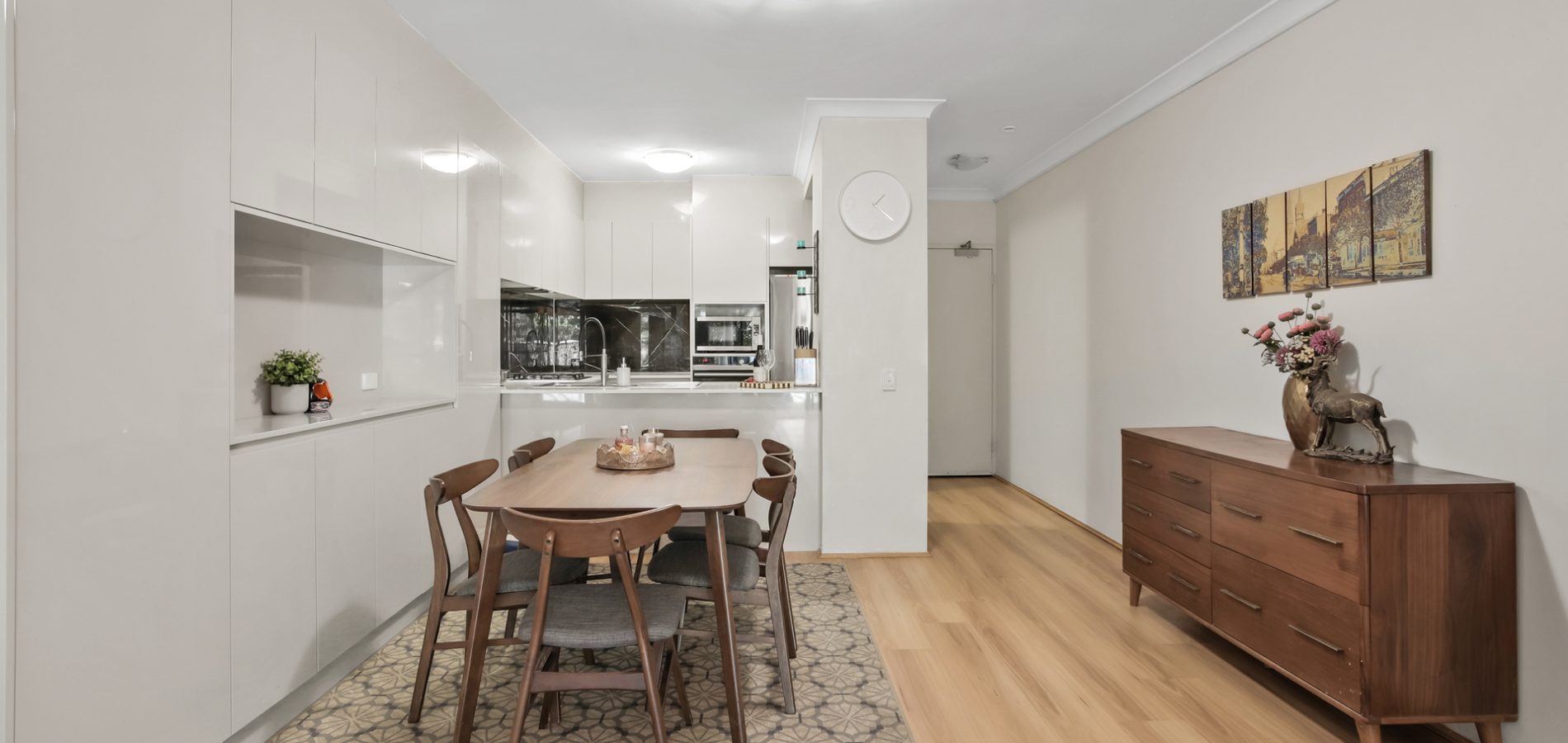 1/1 Bailey Street, Westmead NSW 2145 - photo 4